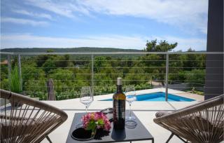 Gorgeous Home In Dubrava Kod Sibenika - Dubrava - 7