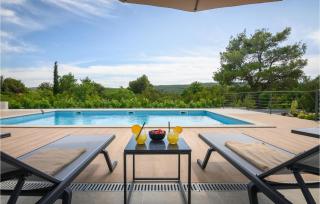 Gorgeous Home In Dubrava Kod Sibenika - Dubrava - 6