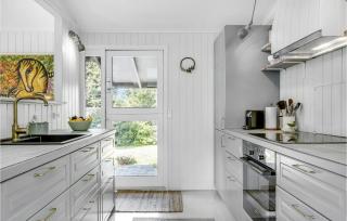 Cozy Home In Dronningmølle With Wifi - Dronningmølle - 7