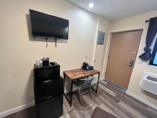 Circle Motor Lodge - South Amboy - 4