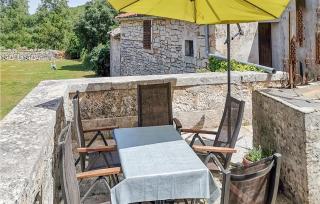 Beautiful Home In Putini With Kitchen - Šorići - 9