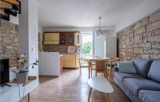 Beautiful Home In Putini With Kitchen - Šorići - 8