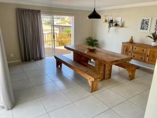 'On Point' Beach House - Jeffreys Bay - Jeffreys Bay - 4
