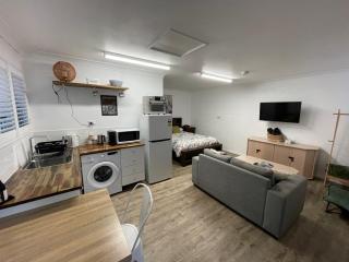 Studio Apartment in East Toowoomba - Toowoomba - 0
