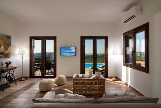 Luxury Villa Malvasia with Seaview and Heated pool - Epáno Váthia - 2