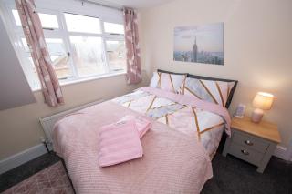 EmmaDale Bridington Town Centre Sleeps 10 - 8