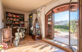 Amazing Home In San Giovanni - 9