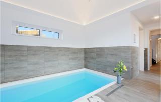 Beach Front Home In Lembruchdümmer See - 9