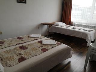 Rooms Zora - Primorsko - 1