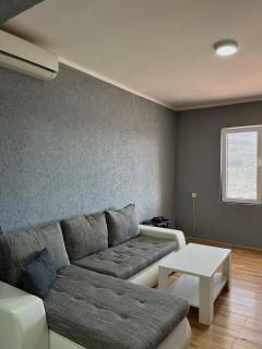 Old Town Bar Apartments - 6