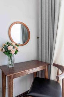 Royal City 2BR Apartment - Pool & Near Mega Mall - 4