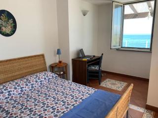 Villa Delfino Blu con accesso diretto al mare dalla scogliera e privacy impagabile. - 2