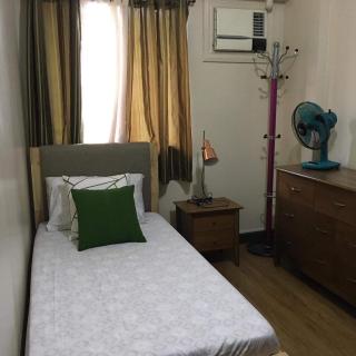 FULLY FURNISHED 2 BEDROOM next to SM FAIRVIEW and TERRACES QC by The Redwoods - 3