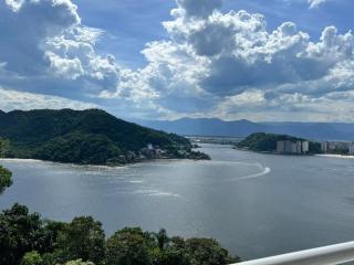Apartamento no topo da Ilha Porchat - São Vicente - 0