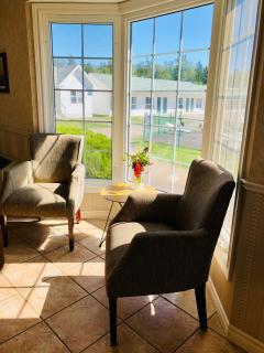 Anne Shirley Motel & Cottages - 2