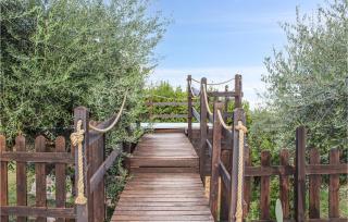 Beautiful Home In Montefiore Dellaso - 4