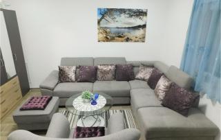 Stunning Apartment In Karin Gornji - 5