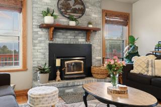 Mountain Vistas House and Acreage - Monument - 7