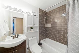 Spacious Pool Game Room Home Central SA - 4