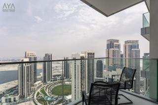 Elegant Luxury Apartment with Stunning Lake Views in Dubai Creek Harbour By ĀYA Boutique - 3