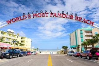 Pineapple Shores Retro Inn 4 - Daytona Beach - 9