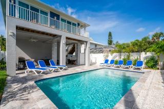 TWO, YES, TWO brand new homes, side by side, creating the Palace to fit the entire crew, home - Fort Myers Beach - 4