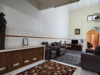 Redzuan Homestay (Muslim Friendly) - Muar - 2