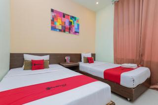 RedDoorz near Alun Alun Madiun - Madiun - 7