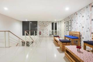 RedDoorz Plus at Riverside Malang - Malang - 8