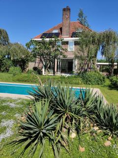 Ecolodge Directorsroom and Swimmingpool - Tilburgo - 0