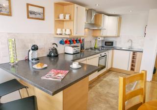 Waterfront Quay - Gosport - 6