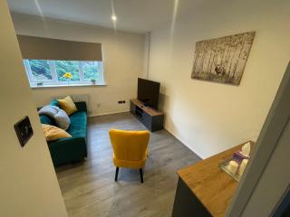 Modern Cosy 1 Bed Apartment near City Centre~Double Bed~Parking - Manchester - 6