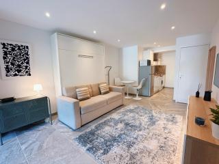 Studio moderne dans le golfe de Saint-Tropez - 1