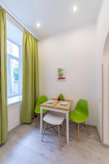 Apartments on Velyka Vasylkivska 47 - 5