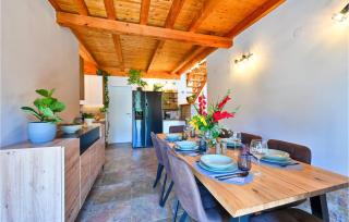 2 Bedroom Nice Home In Sisak - Sisak - 6