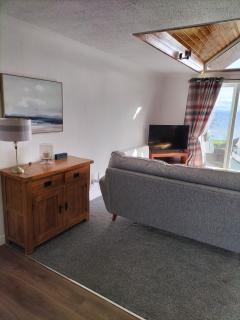 Seaview cosy 2 bed home in Lamlash - 'Mid Drive' - 2