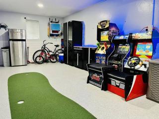 Canal Beach Home With Your Own Arcade! - Ocean City - 0