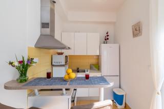 Studio at Bacvice Beach - 5