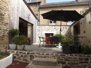 HOTEL particulier LARIBOISIERE - Fougères - 1