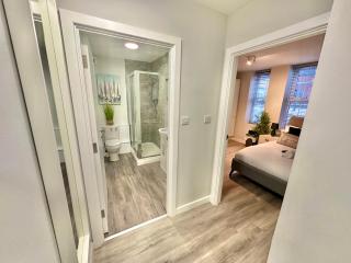 Snug in the Heart of Town Centre - Close to Beach and Nightlife - 9