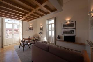 Maria Pia Luxury Apartment, Historic House Downtow - Porto - 9