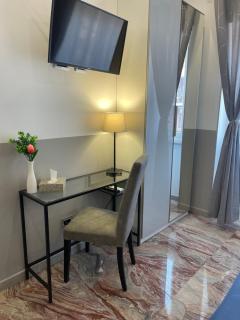 Henry Suite - 9