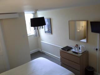 Arundel House - Whitby - 8