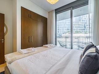 Bright and Splendid 1BR with Marina View - Dubái - 2