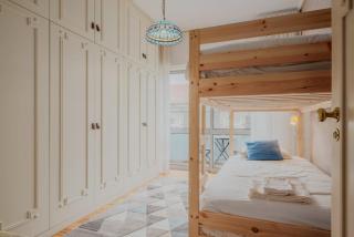 Sunny and Spacious House, 4BD 3Bath Downtown Porto - 5