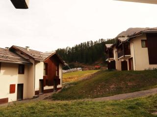 Chalet mitoyen aux Orres avec piscine chauffée, sauna, hammam - skis aux pieds - 6 pers. - FR-1-322-110 - Les Orres - 2