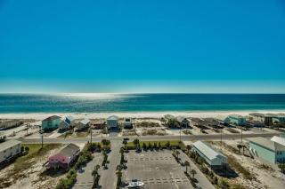 Sanibel unit1203-New Rental-If Barbie were a Condo - Gulf Shores - 9