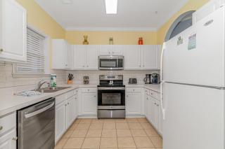 Barefoot Beach Haven at Barefoot Resort & Golf - 3rd Floor- Close to Everything - 2