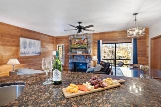 Beautiful Seven Springs- 2 Bed, 2 Bath Condo - Champion - 9