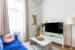 Explore Budapest from a Luxurious Cozy Apartment - Budapest - 8